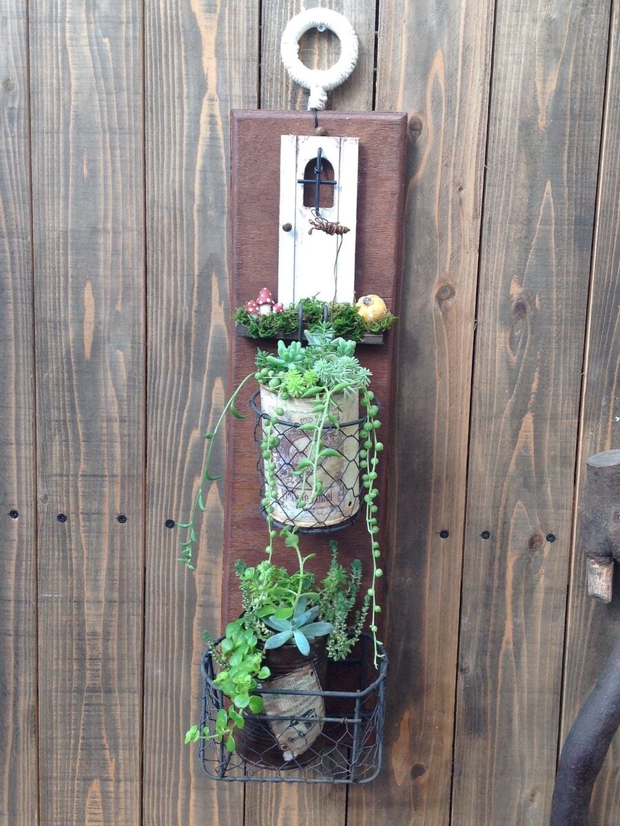 100均造形ねんど ワイヤーバスケット ミニチュアドアで多肉植物プランターdiy 暮らしニスタ