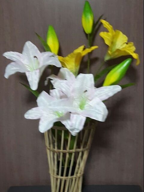 シンプルだけど豪華に見える 竹の花瓶を100均の竹コースターと竹串を使って作る 暮らしニスタ シンプルだけど豪華に見える 竹の花瓶を100均の竹コースターと竹串を使って作る 暮らしニスタ