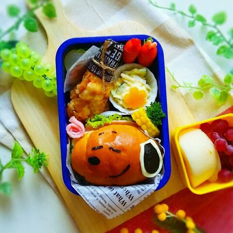 キャラ弁 貼るだけ簡単 ロールパンでスヌーピーのお弁当 暮らしニスタ キャラ弁 貼るだけ簡単 ロールパンでスヌーピーのお弁当 暮らしニスタ