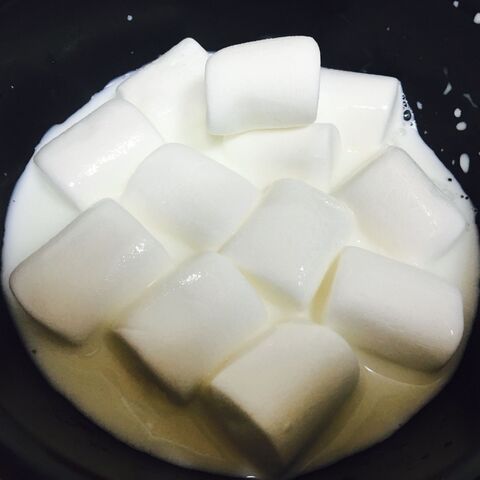 得損で観た 牛乳とマシュマロだけで出来るシェイク を作ってみた 暮らしニスタ 得損で観た 牛乳とマシュマロだけで出来るシェイク を作ってみた 暮らしニスタ