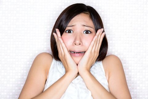 消し去りたい 思い出すだけで恥ずかしい過去を告白 暮らしニスタ