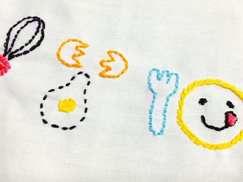 100均のシンプル素材を 簡単刺繍でオリジナルグッズに 暮らしニスタ 100均のシンプル素材を 簡単刺繍でオリジナルグッズに 暮らしニスタ