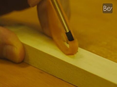 Diy 潰れてしまったネジ は太輪ゴムで簡単に取れる 暮らしニスタ Diy 潰れてしまったネジ は太輪ゴムで簡単に取れる 暮らしニスタ