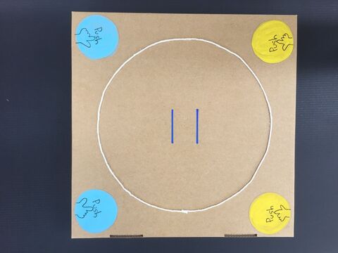 空き箱と紙で みんなで楽しいトントン相撲の作り方 暮らしニスタ