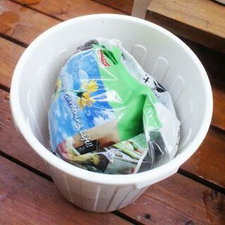 ベランダ収納に便利 ダイソーのふた付きゴミ箱 暮らしニスタ ベランダ収納に便利 ダイソーのふた付きゴミ箱 暮らしニスタ