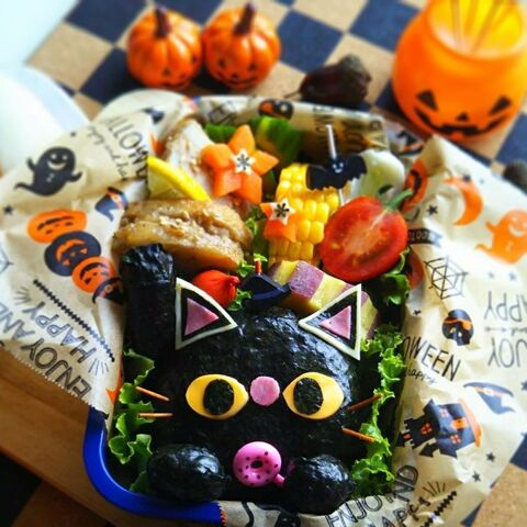 キャラ弁 海苔おにぎりで 黒猫ちゃんのハロウィン弁当 暮らしニスタ キャラ弁 海苔おにぎりで 黒猫ちゃんのハロウィン弁当 暮らしニスタ