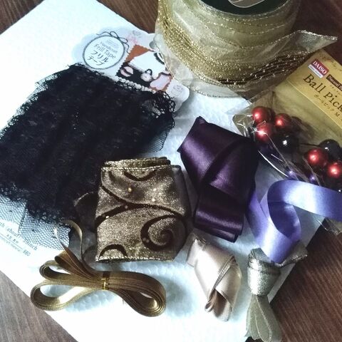 余ったリボンで 大人のハロウィン リボンリース 暮らしニスタ