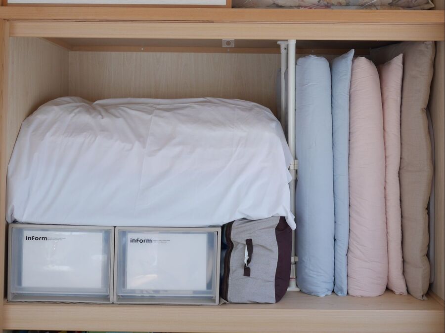 押入れ収納のコツ シーツやカバーなど行方不明になりそうなものを一括管理 暮らしニスタ