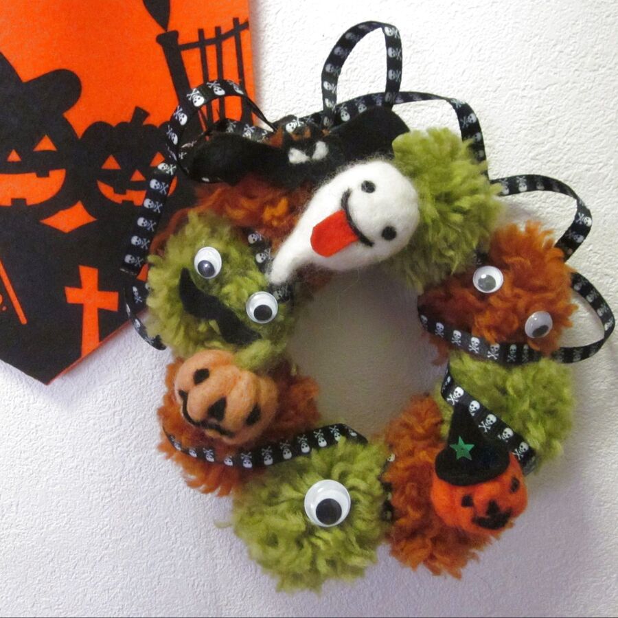 ポンポンメーカーを使ってハロウィンリース作り 暮らしニスタ