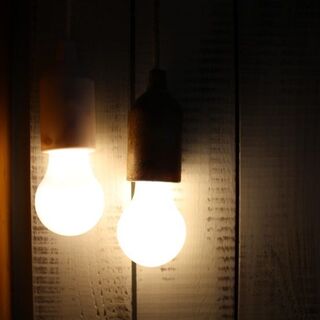 セリアのsmd電球ペンダントライトをインテリア用と災害用を兼ねて 暮らしニスタ