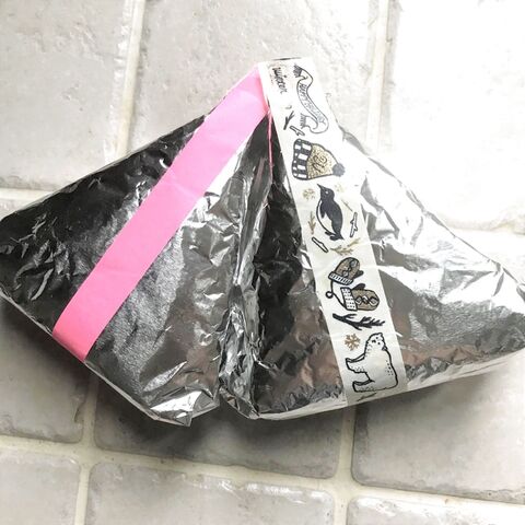 裏ワザ ひと手間でコンビニ風ぱりぱり海苔のおにぎり 暮らしニスタ 裏ワザ ひと手間でコンビニ風ぱりぱり海苔のおにぎり 暮らしニスタ