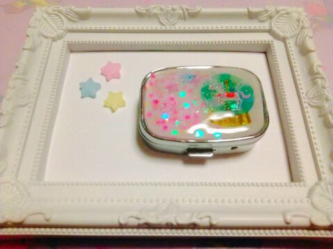 100均 レジンでオリジナルデザインのピルケース かわいいversion 暮らしニスタ