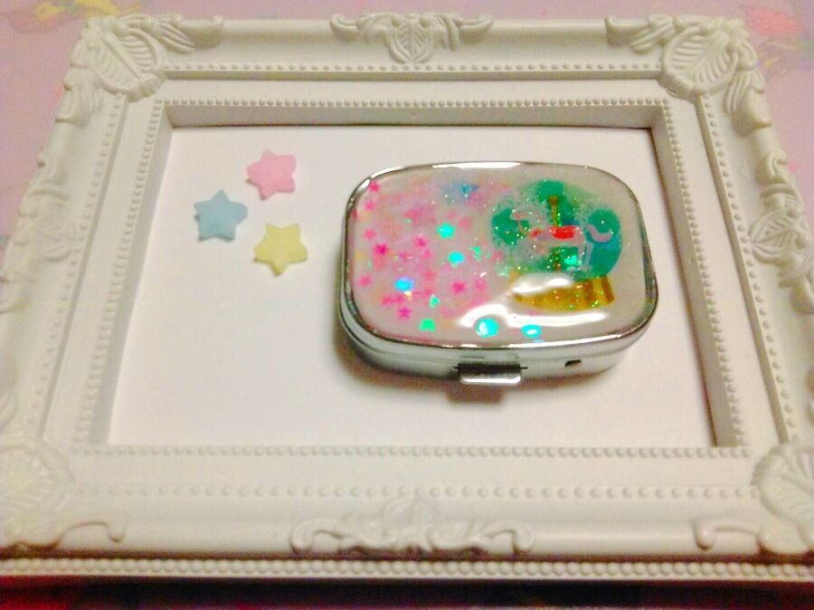 100均 レジンでオリジナルデザインのピルケース かわいいversion 暮らしニスタ 100均 レジンでオリジナルデザインのピルケース かわいいversion 暮らしニスタ