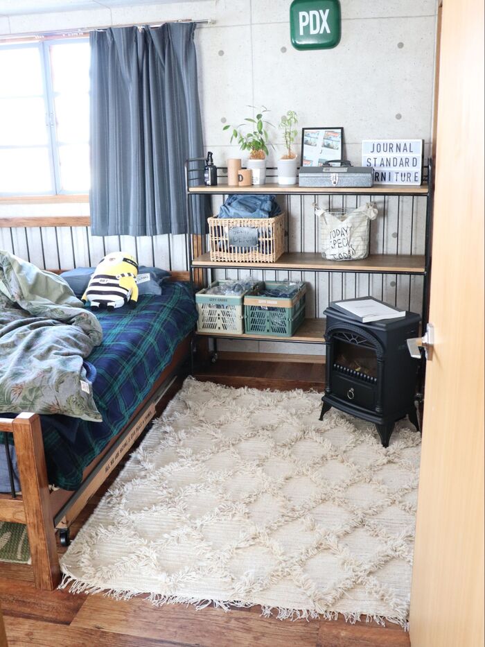 【壁紙DIY】寝室を憧れのコンクリート風にイメチェン
