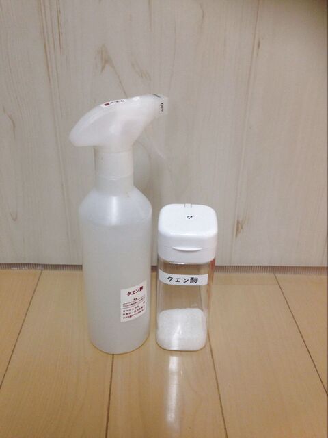 100均セリアのドレッシングボトルでナチュラル洗剤をコンパクトに収納 暮らしニスタ 100均セリアのドレッシングボトルでナチュラル洗剤をコンパクトに収納 暮らしニスタ