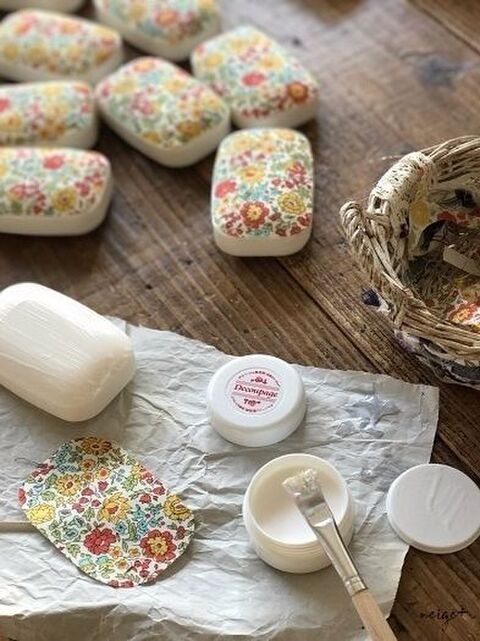 プレゼントにもお勧め 100均材料でリバティのデコパージュ石鹸の作り方 暮らしニスタ プレゼントにもお勧め 100均材料でリバティのデコパージュ石鹸の作り方 暮らしニスタ