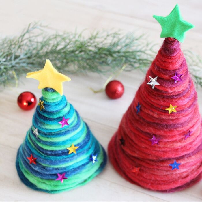 極太毛糸で簡単！手作りクリスマスツリー&パーティー三角帽子