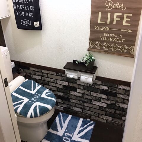 賃貸もok 小さなトイレをブルックリン風にチェンジ ダイソーのフローリングマットは優秀 暮らしニスタ 賃貸もok 小さなトイレをブルックリン風にチェンジ ダイソーのフローリングマットは優秀 暮らしニスタ