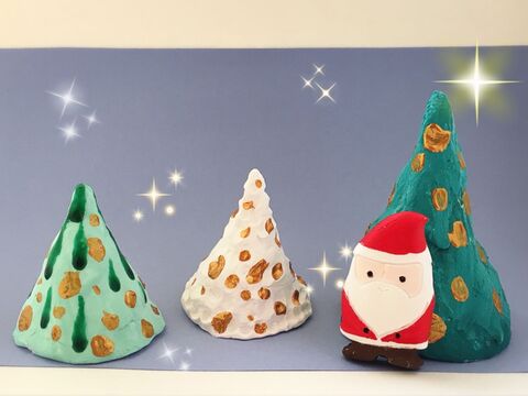 紙粘土で簡単 スタイリッシュなクリスマスツリー 暮らしニスタ