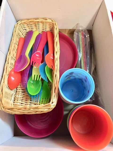 プラスチック食器はまとめて収納 暮らしニスタ