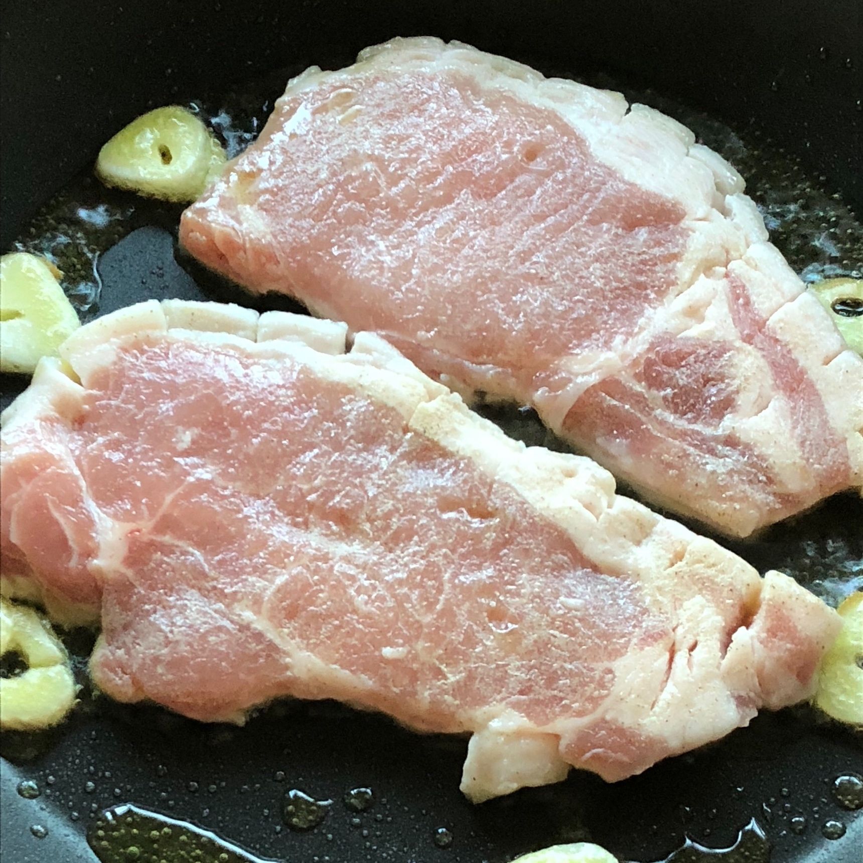 フライパンで焼く。