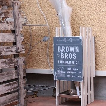 インテリアにも 100均すのこでおしゃれ傘立てをdiy 暮らしニスタ