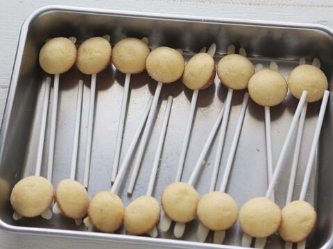 100均お菓子で作る簡単可愛いケーキポップス 暮らしニスタ 100均お菓子で作る簡単可愛いケーキポップス 暮らしニスタ