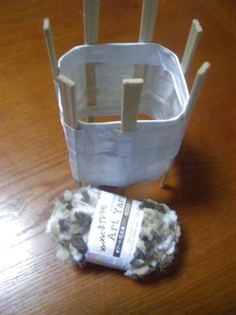 ペットボトルで作る 簡単リリアン編みマフラー 暮らしニスタ