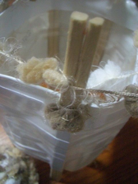 ペットボトルで作る 簡単リリアン編みマフラー 暮らしニスタ ペットボトルで作る 簡単リリアン編みマフラー 暮らしニスタ