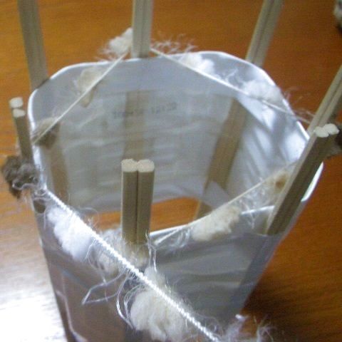 ペットボトルで作る 簡単リリアン編みマフラー 暮らしニスタ