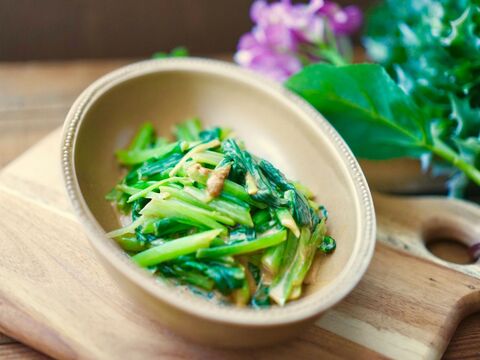 旬レシピ 茹でて和えるだけ簡単 小松菜のピーナッツバター和え 暮らしニスタ 旬レシピ 茹でて和えるだけ簡単 小松菜のピーナッツバター和え 暮らしニスタ