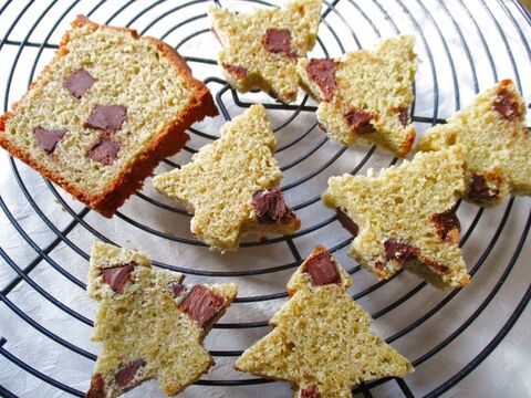 特別な日のおやつ クリスマスツリーのおくら チョコのパウンドケーキ 暮らしニスタ