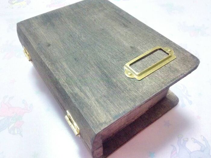 【100均DIY】ブック型の木製小物入れ☆
