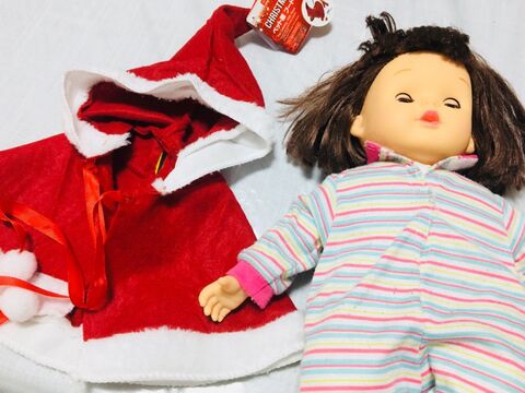 1着100円 ダイソーグッズが メルちゃんなどお人形さんのサンタコスに 暮らしニスタ