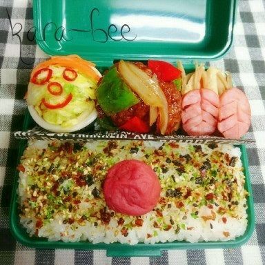 市販品アレンジで簡単♡小学生男子の肉団子弁当(顔付き)