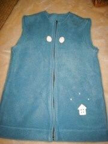 ママのフリースを赤ちゃんのスリーパーにリメイク 暮らしニスタ ママのフリースを赤ちゃんのスリーパーにリメイク 暮らしニスタ