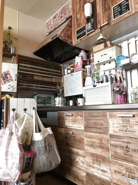 キッチンに壁紙を貼ってカフェ風に 暮らしニスタ キッチンに壁紙を貼ってカフェ風に 暮らしニスタ