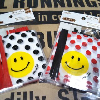 セリア スマイルマークが可愛い ロリポップをラッピングできるキット 暮らしニスタ