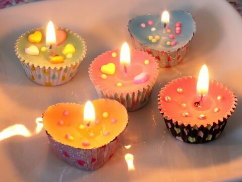 ケーキ用キャンドルを使ってカップチョコキャンドル作り 暮らしニスタ ケーキ用キャンドルを使ってカップチョコキャンドル作り 暮らしニスタ