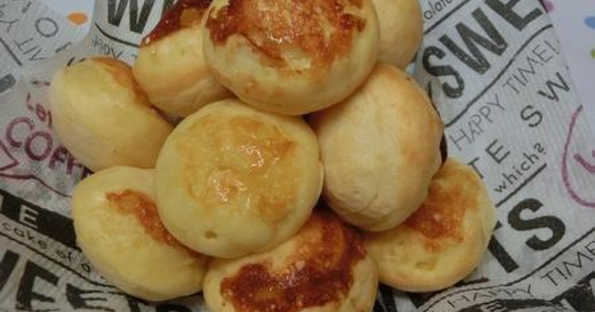 焼けたチーズが香ばしい たこ焼き器でポンデケージョ 暮らしニスタ