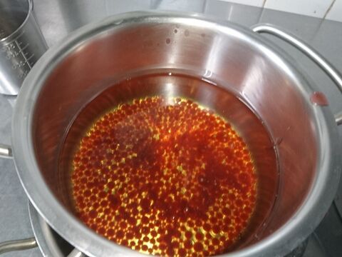 いくらの様な つぶ苺 分子調理 モルキュラー クッキング 暮らしニスタ いくらの様な つぶ苺 分子調理 モルキュラー クッキング 暮らしニスタ