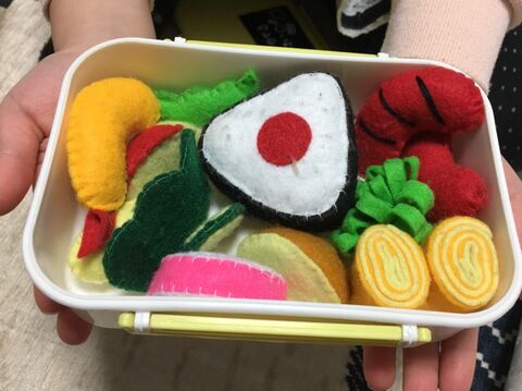 使うのはハサミだけ 簡単ハンドメイドで子どもとほっこりおままごとタイム 暮らしニスタ 使うのはハサミだけ 簡単ハンドメイドで子どもとほっこりおままごとタイム 暮らしニスタ