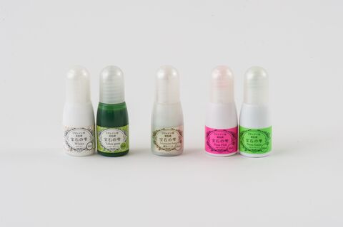 簡単可愛い Uvレジン アクセサリーの作り方 暮らしニスタ 簡単可愛い Uvレジン アクセサリーの作り方 暮らしニスタ