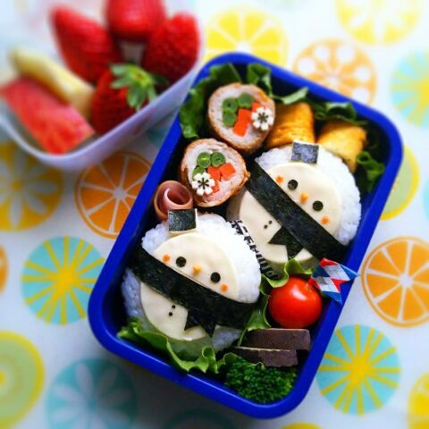 キャラ弁 巻かれちゃった雪だるまちゃんおにぎり弁当 暮らしニスタ キャラ弁 巻かれちゃった雪だるまちゃんおにぎり弁当 暮らしニスタ