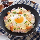 にんにくたっぷり元気飯！「ガーリックカルボ丼」