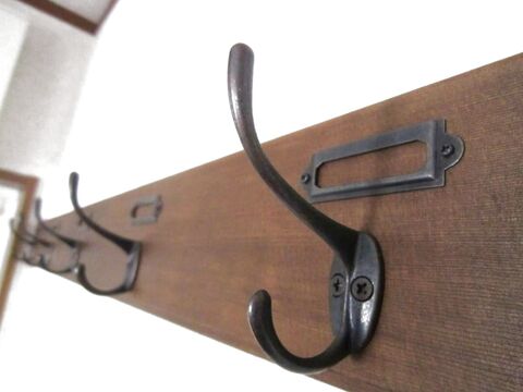 100均セリアのアイアンフックでタオル掛け 狭い脱衣所 何とかしたい スッキリ カスタマイズ その 暮らしニスタ 100均セリアのアイアンフックでタオル掛け 狭い脱衣所 何とかしたい スッキリ カスタマイズ その 暮らしニスタ