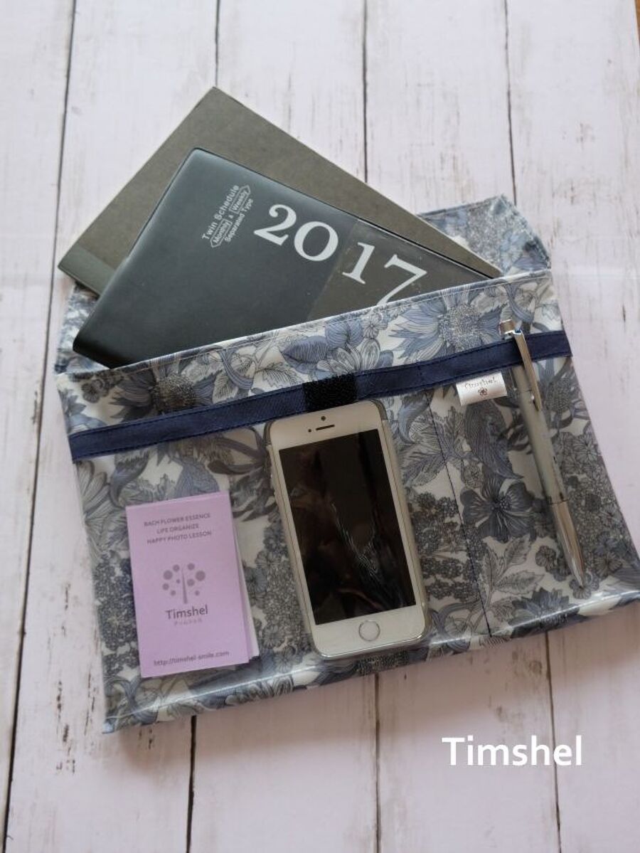 必要なものがぜーんぶ持ち歩ける 便利な手帳ポーチ 暮らしニスタ 必要なものがぜーんぶ持ち歩ける 便利な手帳ポーチ 暮らしニスタ