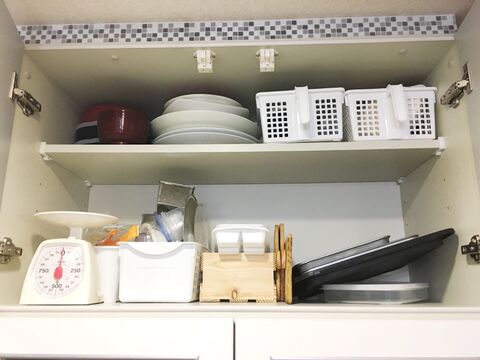 セリア ダイソー ニトリ 食器棚上をスッキリ収納 暮らしニスタ セリア ダイソー ニトリ 食器棚上をスッキリ収納 暮らしニスタ