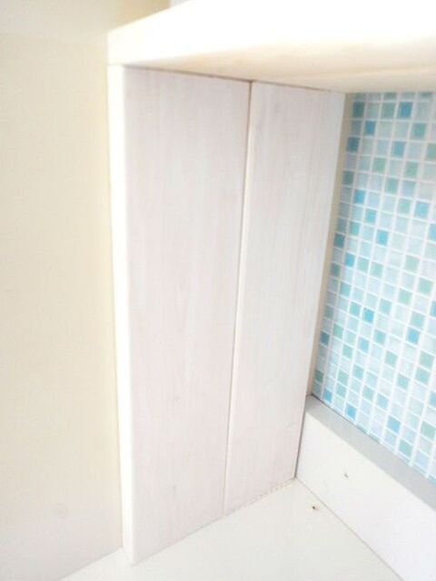 ビスなし簡単diyで収納力up コの字棚でデッドスペース有効活用 暮らしニスタ ビスなし簡単diyで収納力up コの字棚でデッドスペース有効活用 暮らしニスタ