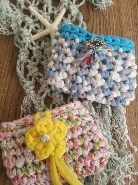 100均deハンドメイド tシャツヤーンで簡単ミニポーチ 暮らしニスタ